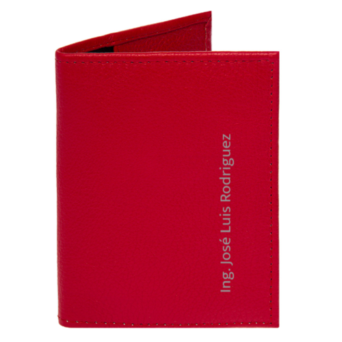 porta pasaporte de piel rojo personalizado nombre iniciales