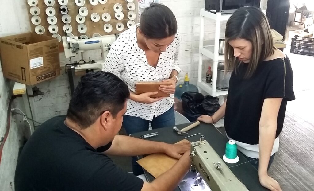 curso de marroquineria de bolsas