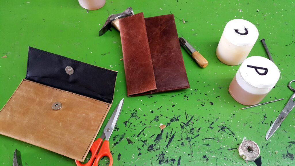 curso de marroquineria de bolsas